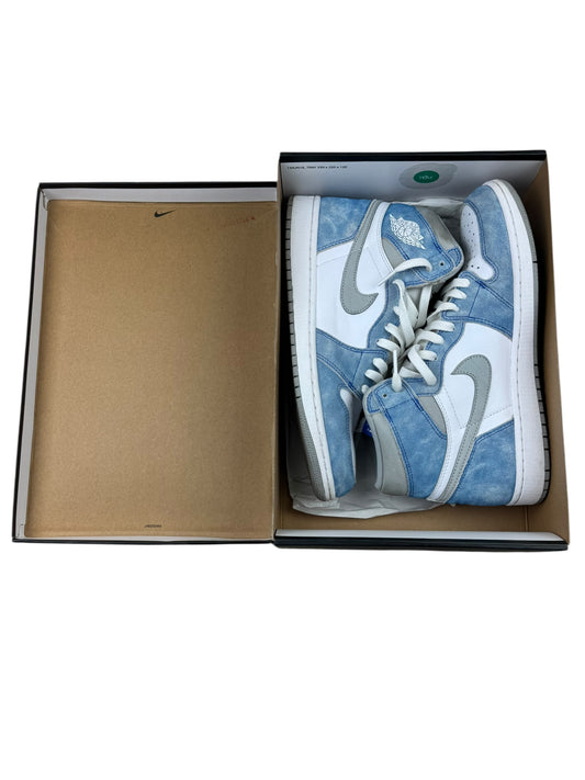 Air Jordan 1 Retro High OG 'Hyper Royal' 2021