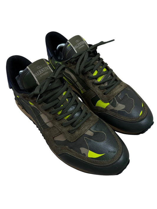 Valentino Garavani Rockrunner ‘Khaki/Neon’