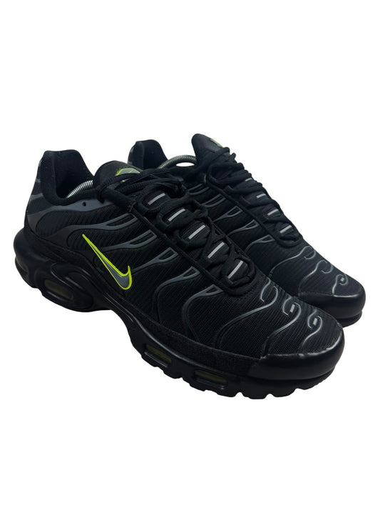 Nike Air Max Plus TN Black Volt