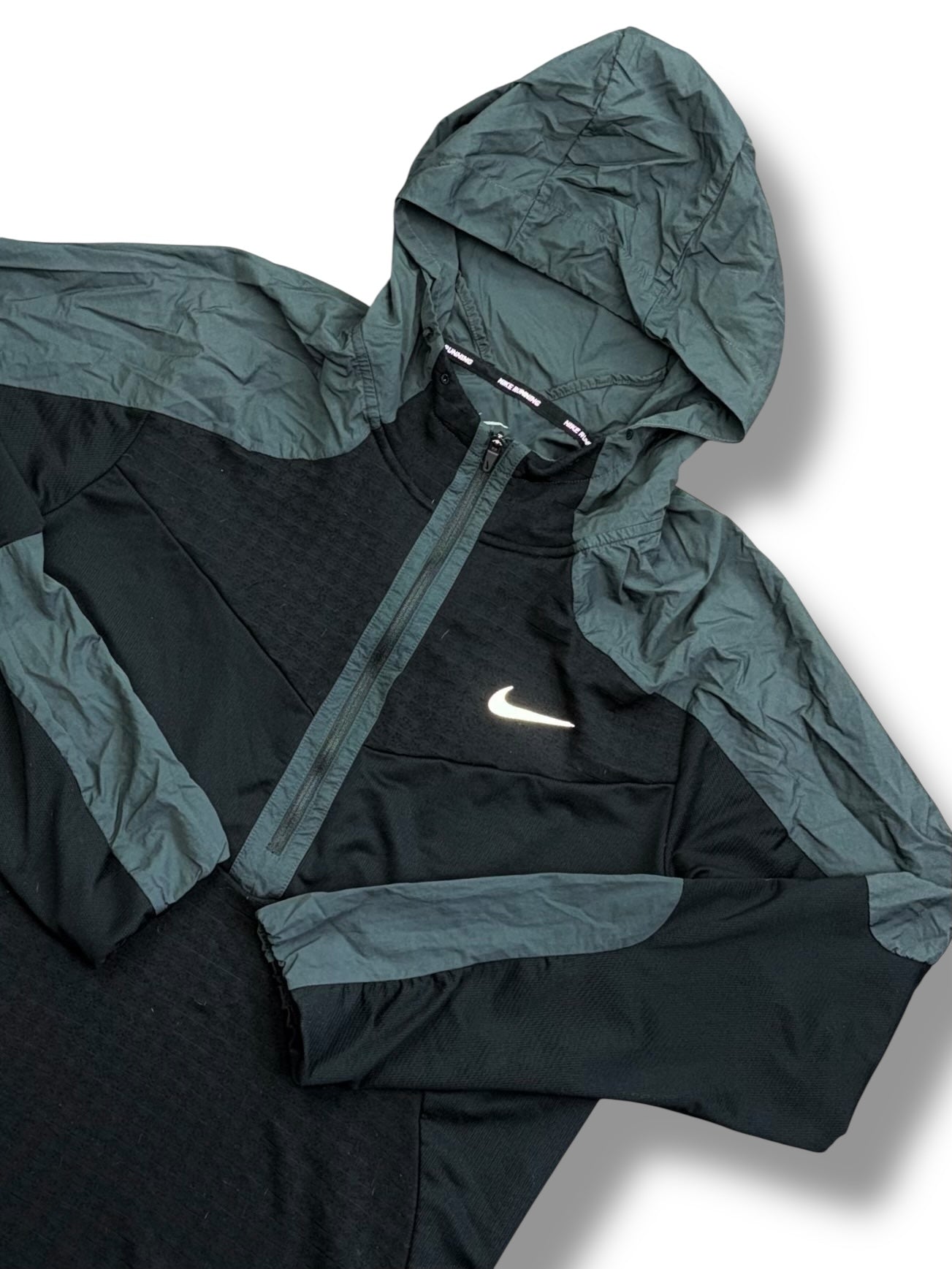 Nike Wild Run Windrunner