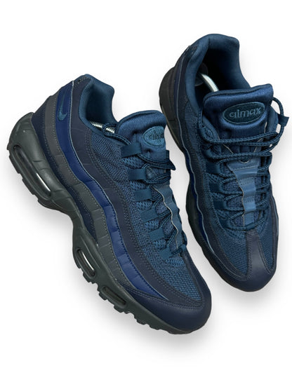 Nike Air Max 95 Essential