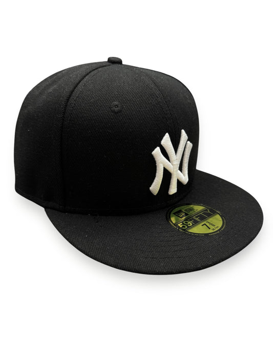 New Era 59 Fifty NY Yankees Essential Fitted Cap