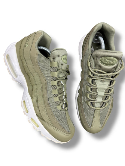 Nike Air Max 95 Essential