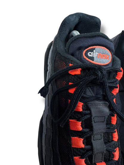 Nike Air Max 95 Laser Crimson