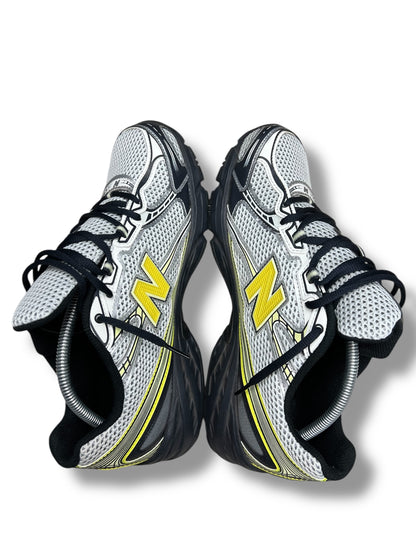 New Balance 740