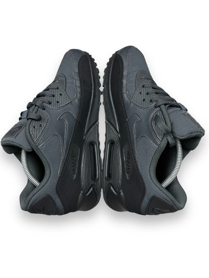 Nike Air Max 90 Essential