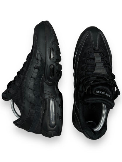 Nike Air Max 95 Triple Black