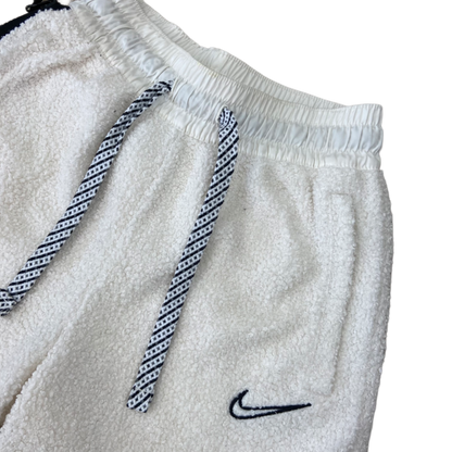 Nike NSW DNA Fluffy Shorts