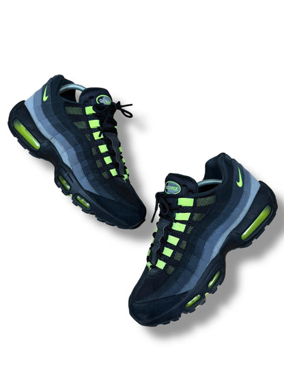 Nike Air Max 95 Reverse Neon