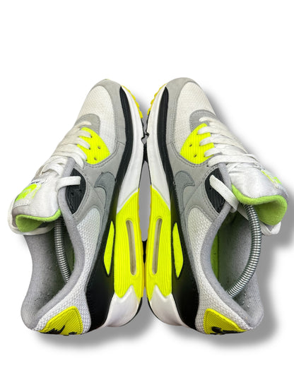 Nike Air Max 90 Volt