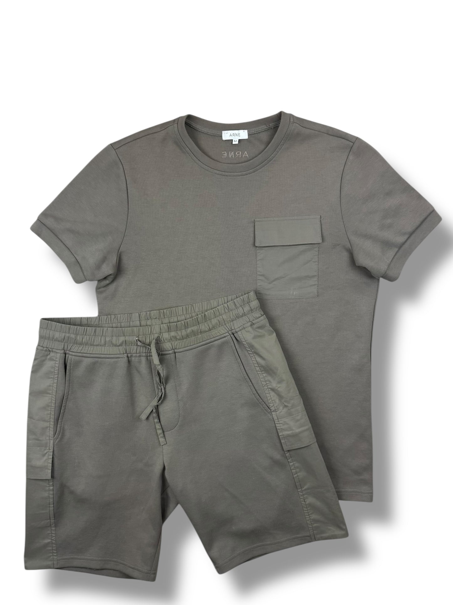 Arne Short Set