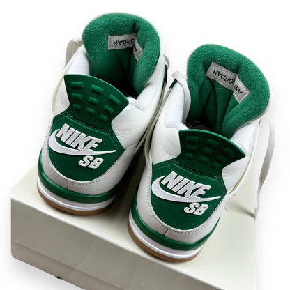 Jordan 4 Retro SB Pine Green