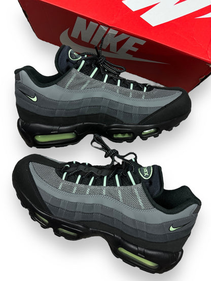 Nike Air Max 95 Vapor Green