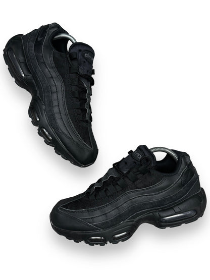 Nike Air Max 95 Triple Black