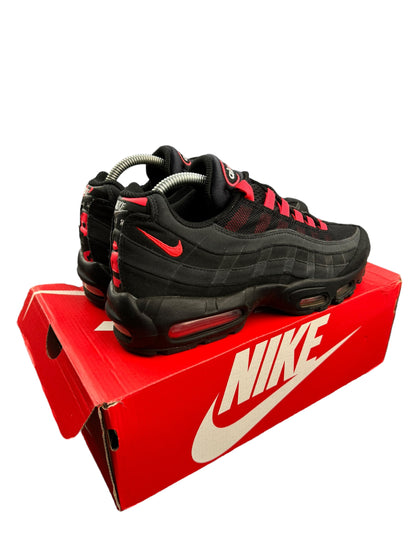 Nike Air Max 95 Laser Crimson