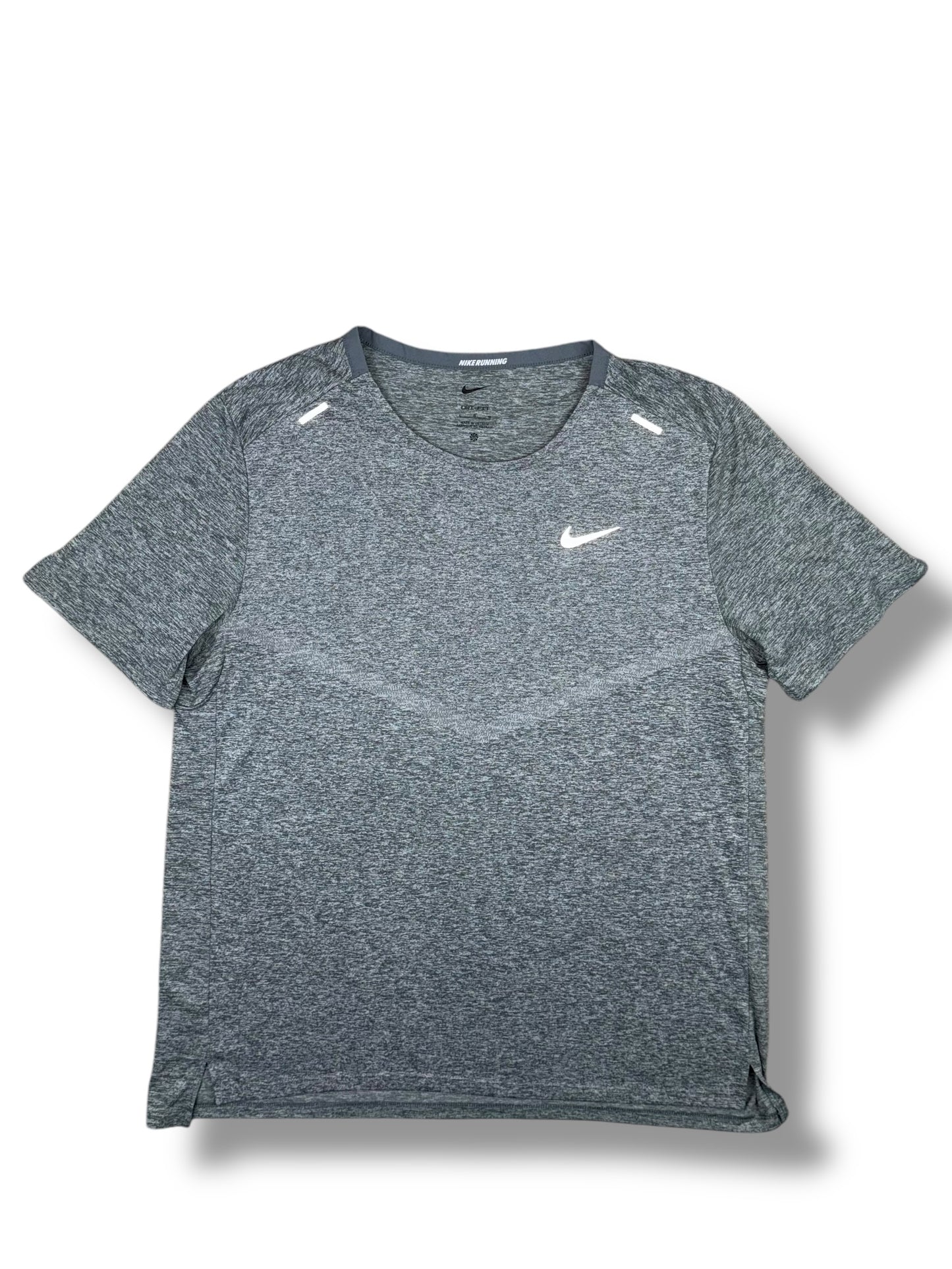 Nike Rise 365 T-Shirt