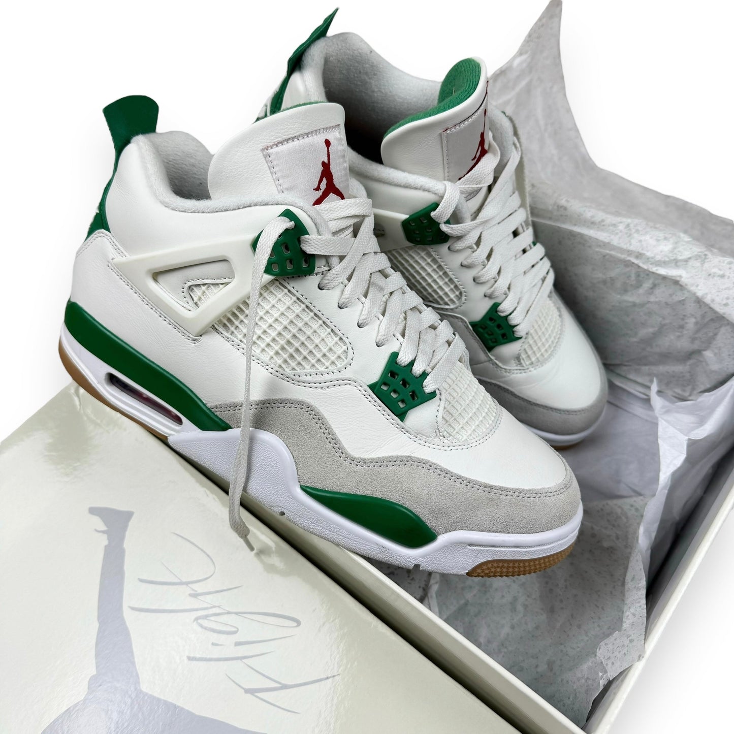 Jordan 4 Retro SB Pine Green