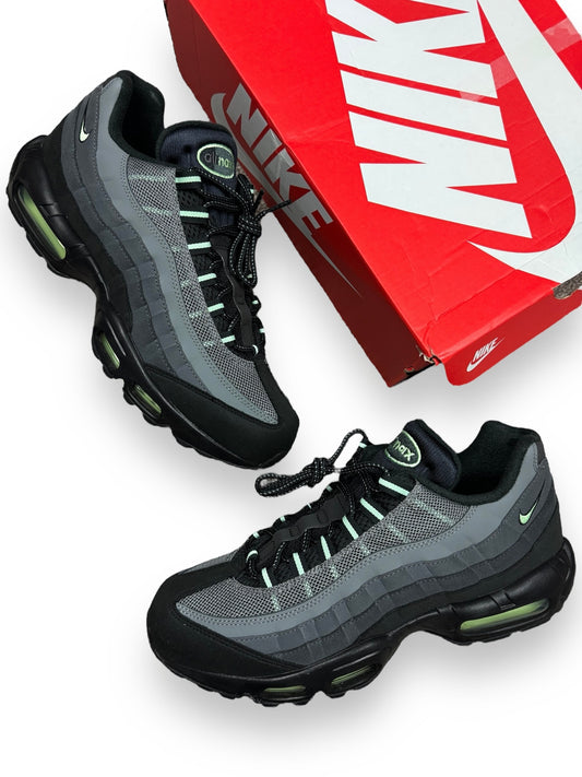 Nike Air Max 95 Vapor Green