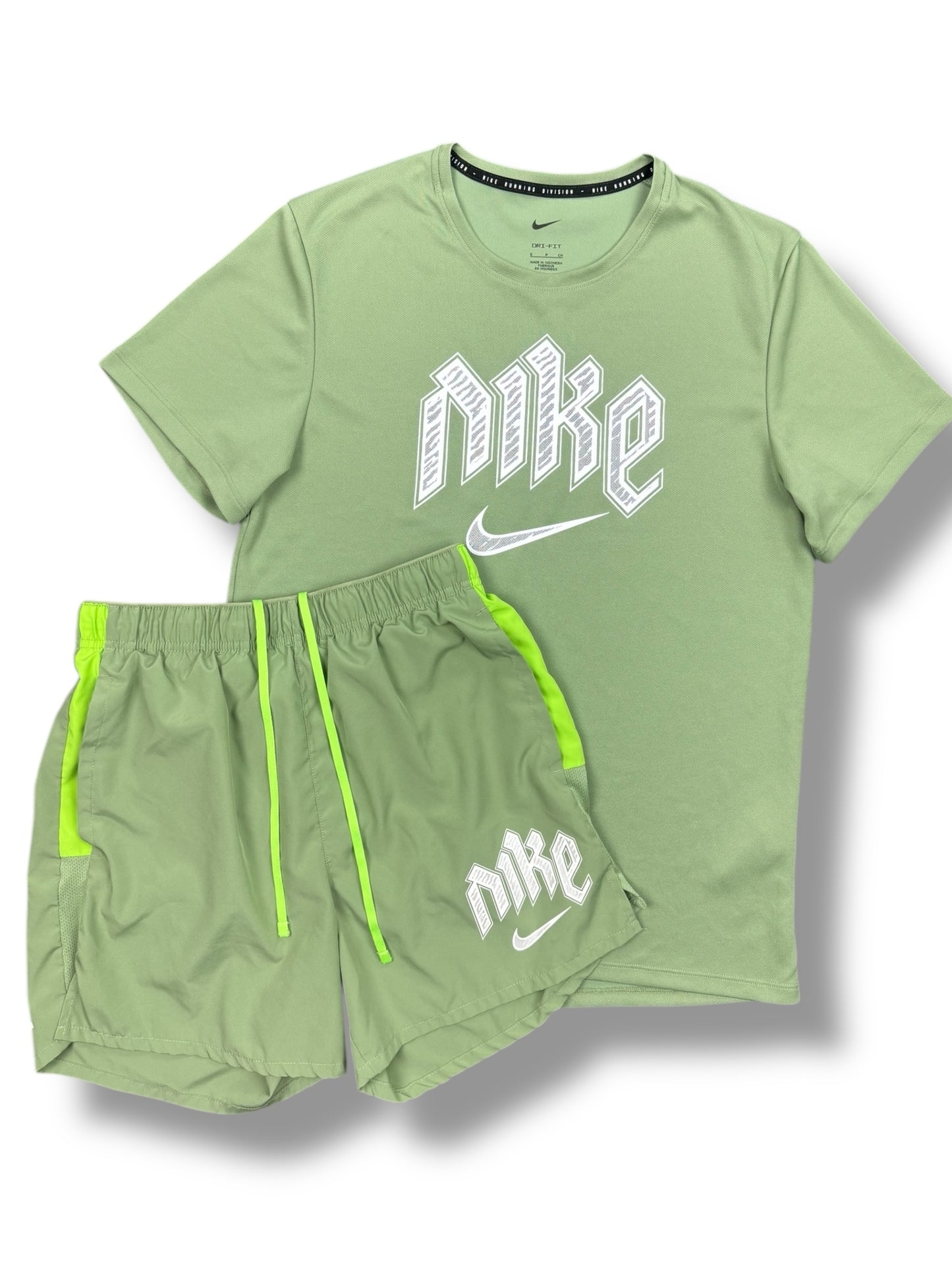 Nike Running Division Miler Short Set