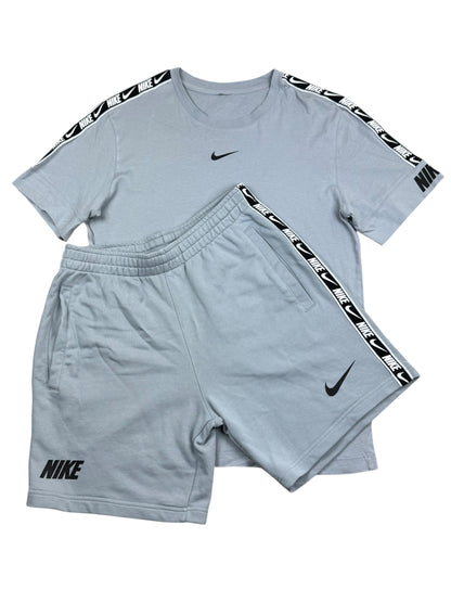 Nike Sportswear Repeat Short Set