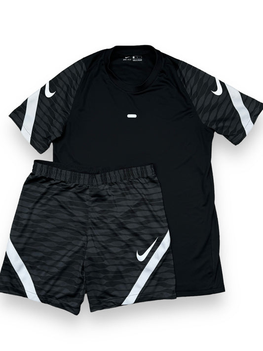 Nike Dri-Fit Strike Short Set