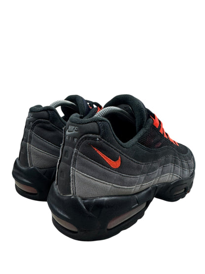 Nike Air Max 95 Black Hyper Crimson