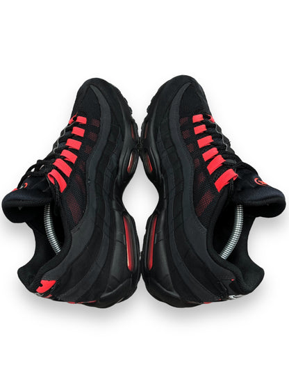 Nike Air Max 95 Laser Crimson