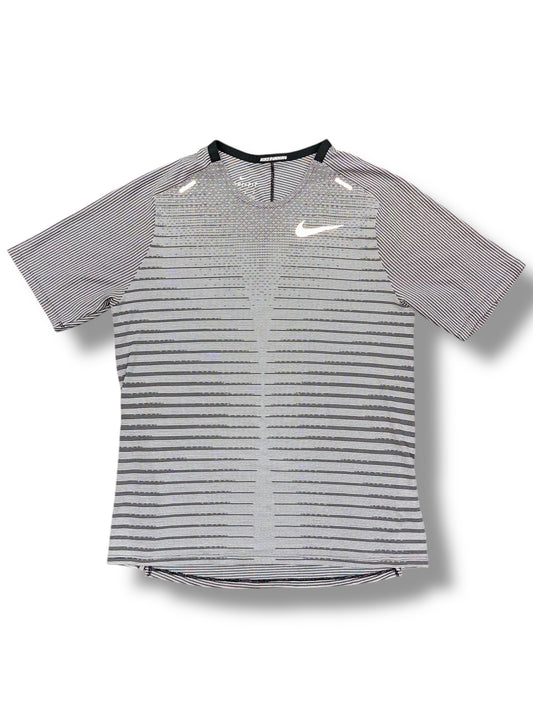 Nike Techknit Future Fast ADV T-Shirt