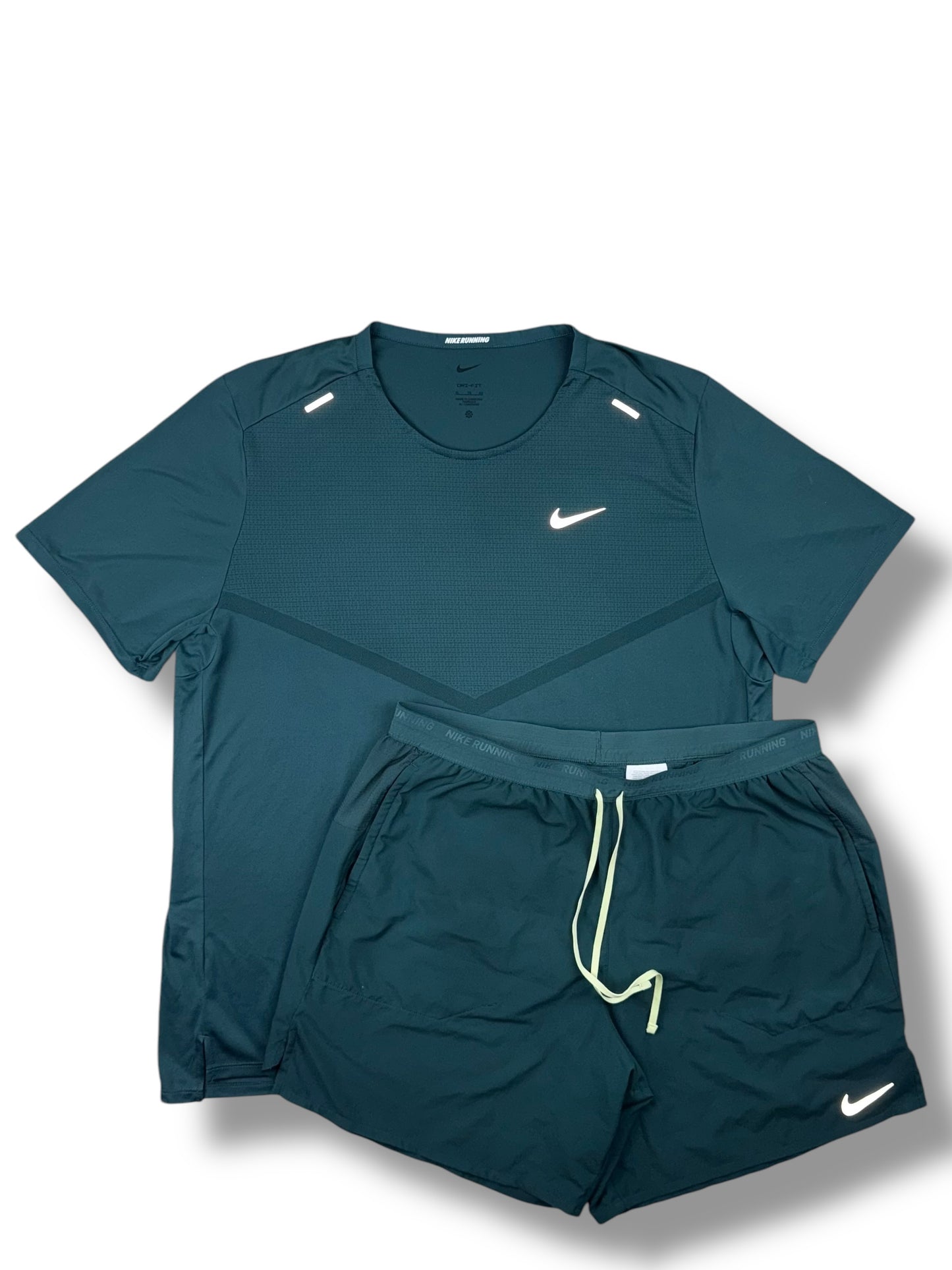 Nike Rise 365 Short Set