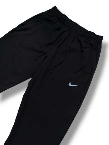 Nike Challenger Woven Bottoms