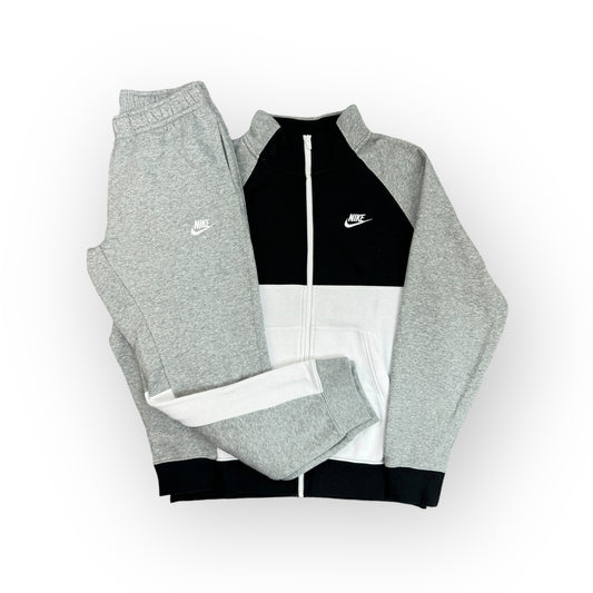 Nike Full Tracksuit