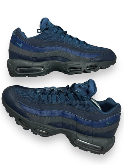 Nike Air Max 95 Essential