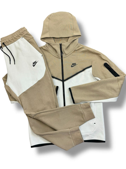 Nike Tech Fleece Full Tracksuit Tan/White