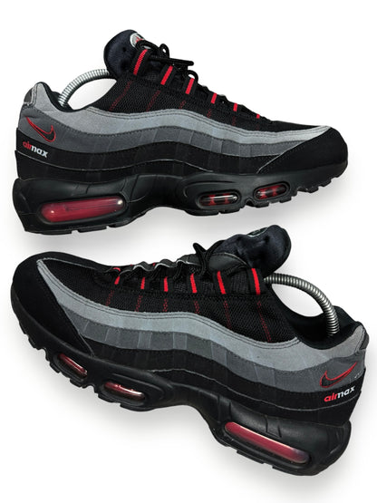 Nike Air Max 95 Logo Reverse Chilli