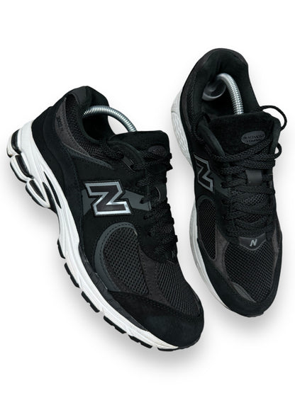 New Balance 2002r Black