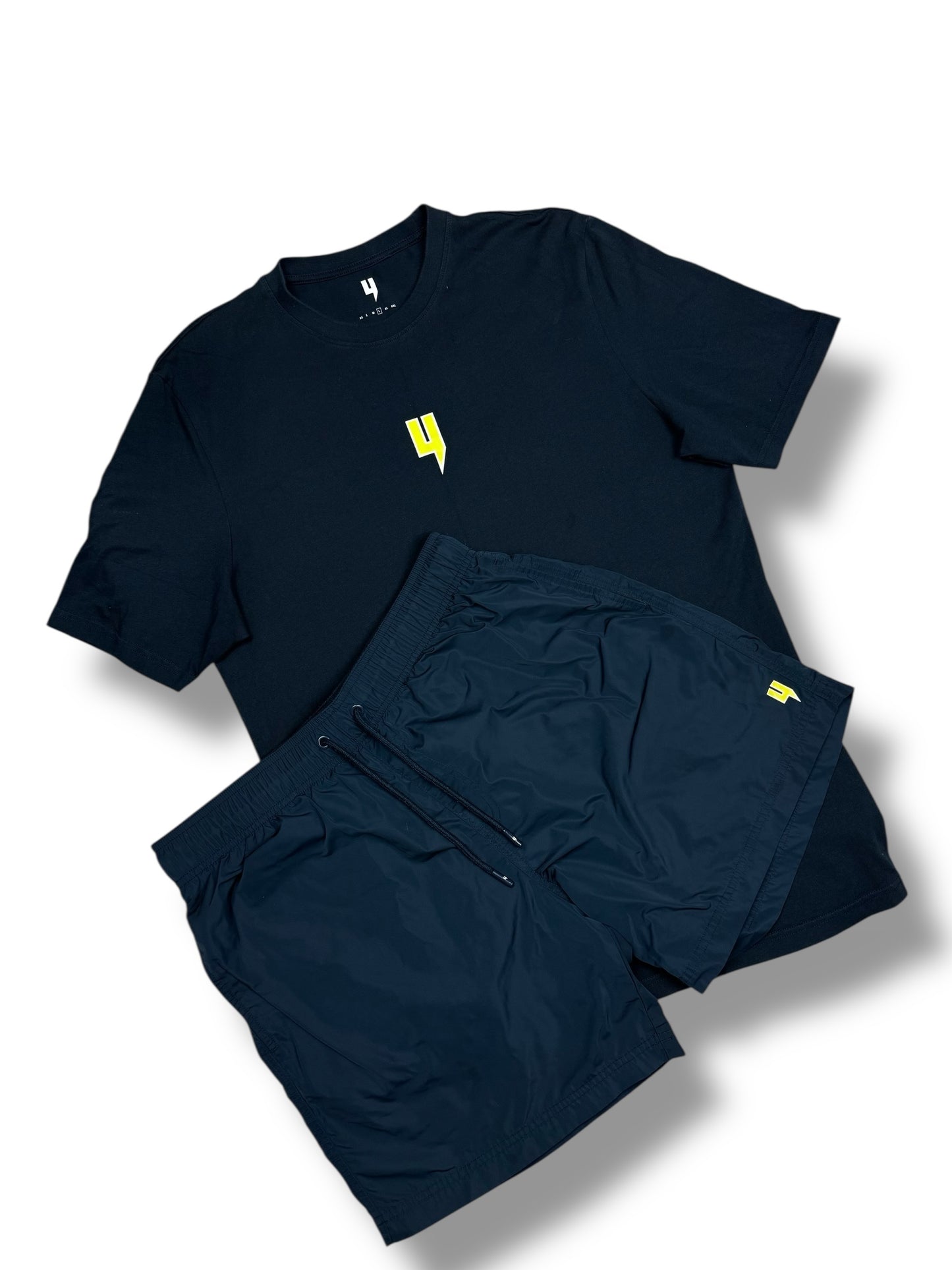 Yelir World Short Set