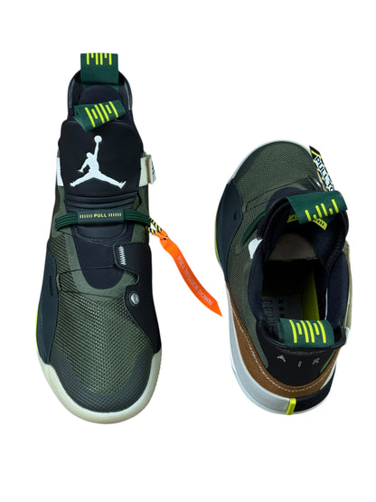 Travis Scott x Air Jordan 33 NRG ‘Army Olive’ DS
