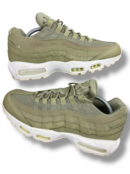 Nike Air Max 95 Essential