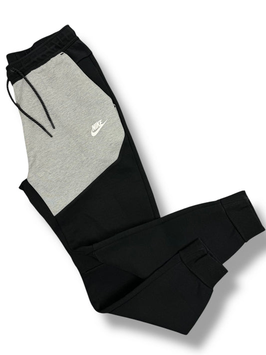 Nike Tech Fleece Bottoms