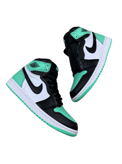 Air Jordan 1 Retro High OG ‘Green Glow’ DS Trainer