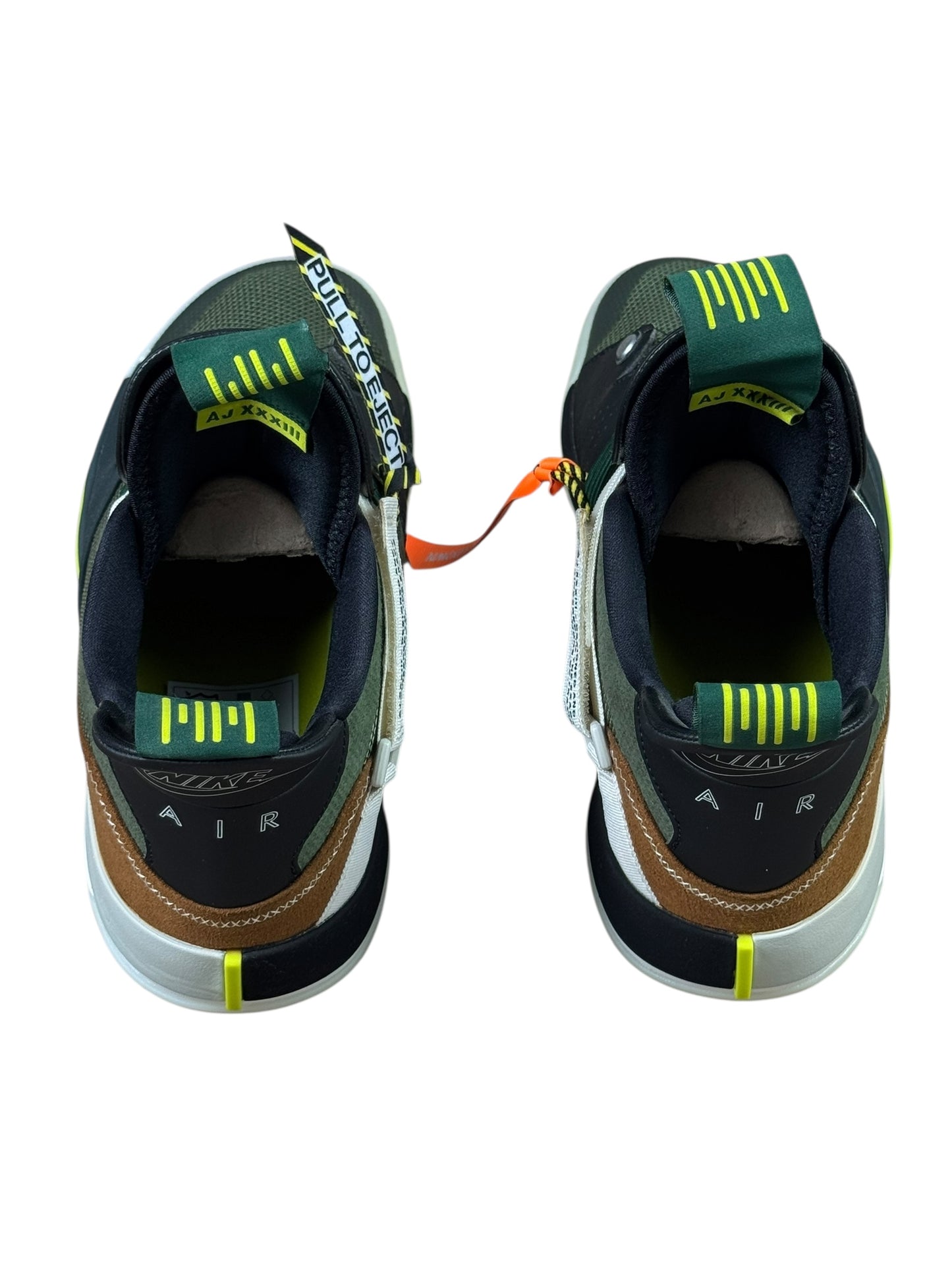 Travis Scott x Air Jordan 33 NRG ‘Army Olive’ DS